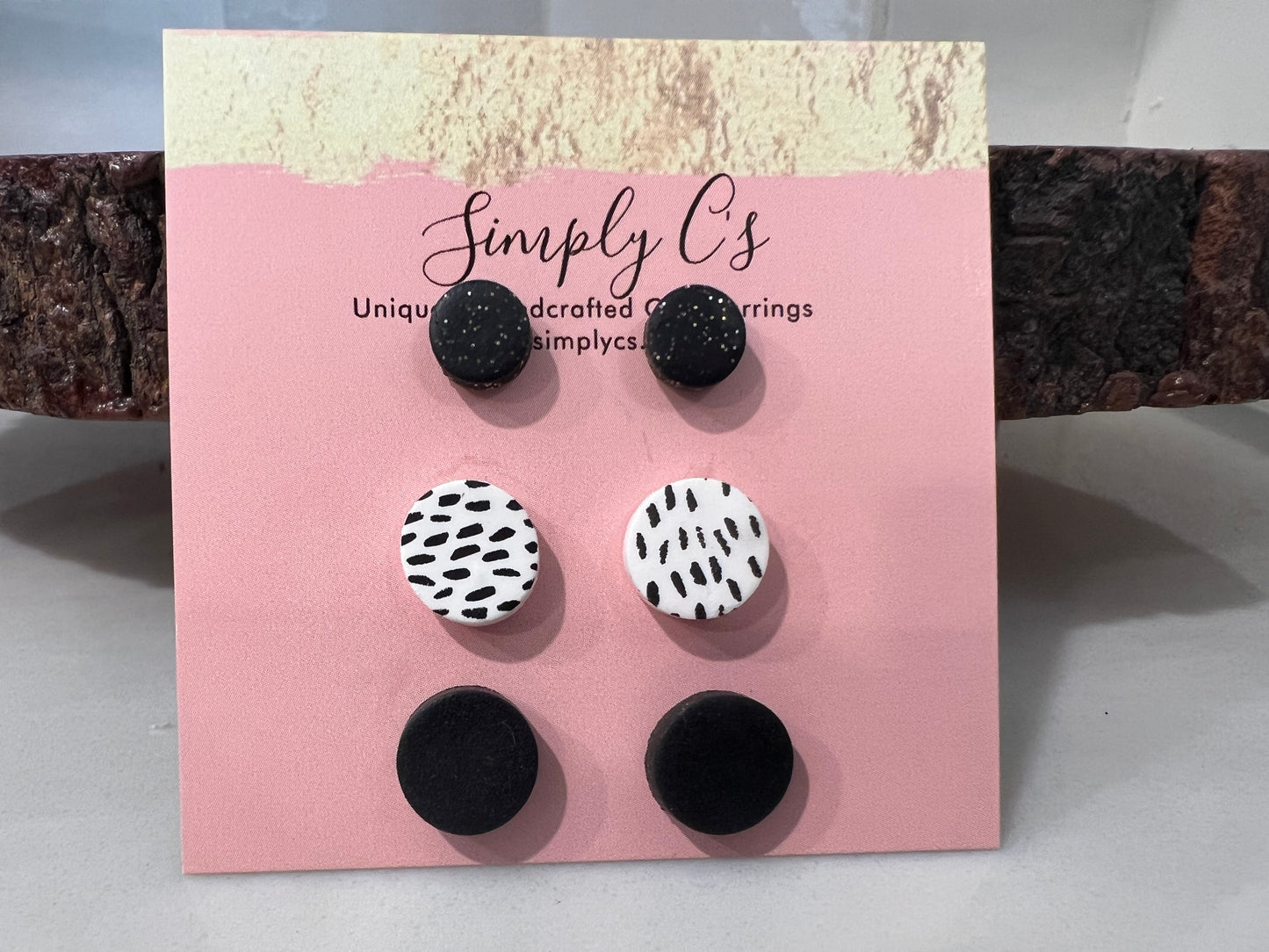 Black and White Stud Pack